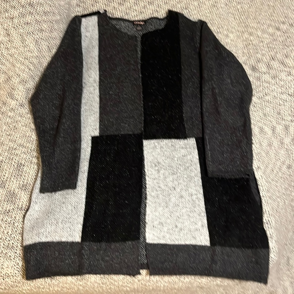 By design, 2X sweater, cardigan, duster, color block, grey gray black open front